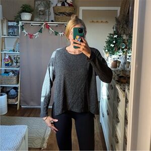 Aerie crewneck knit grey soft cozy sweater